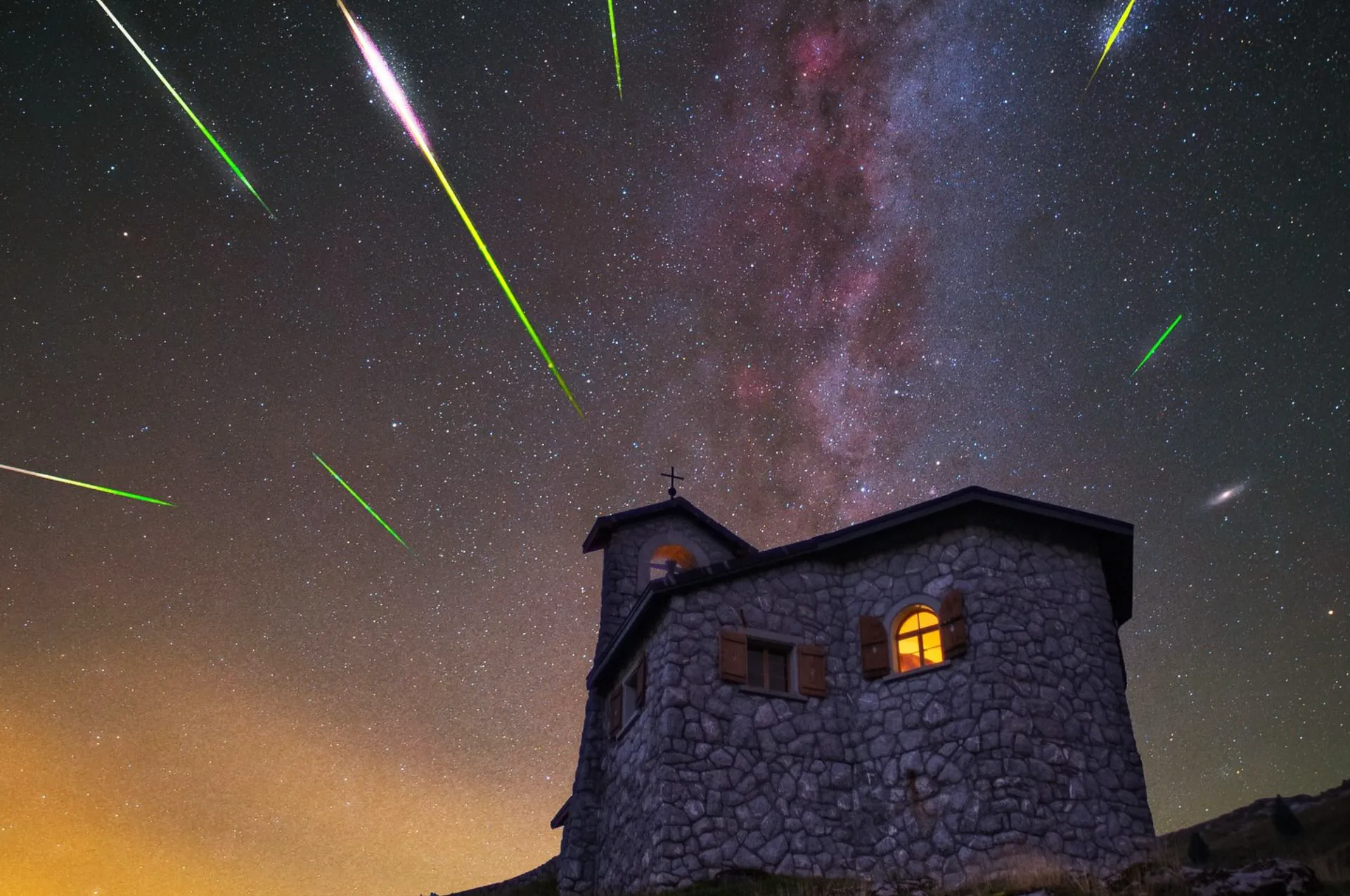 Orionid Meteor Shower 2026: When and How to See It